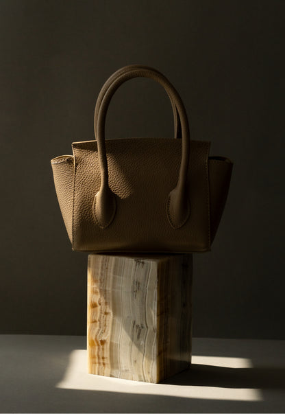 MODENA Essenza di Charme