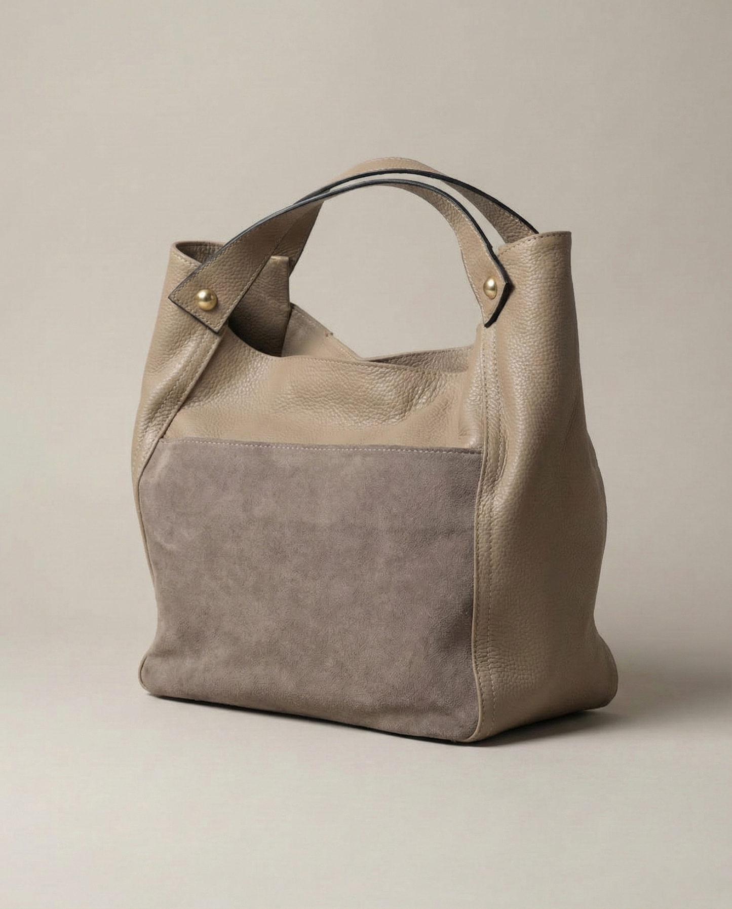 LIVIA Essenza di Equilibrio