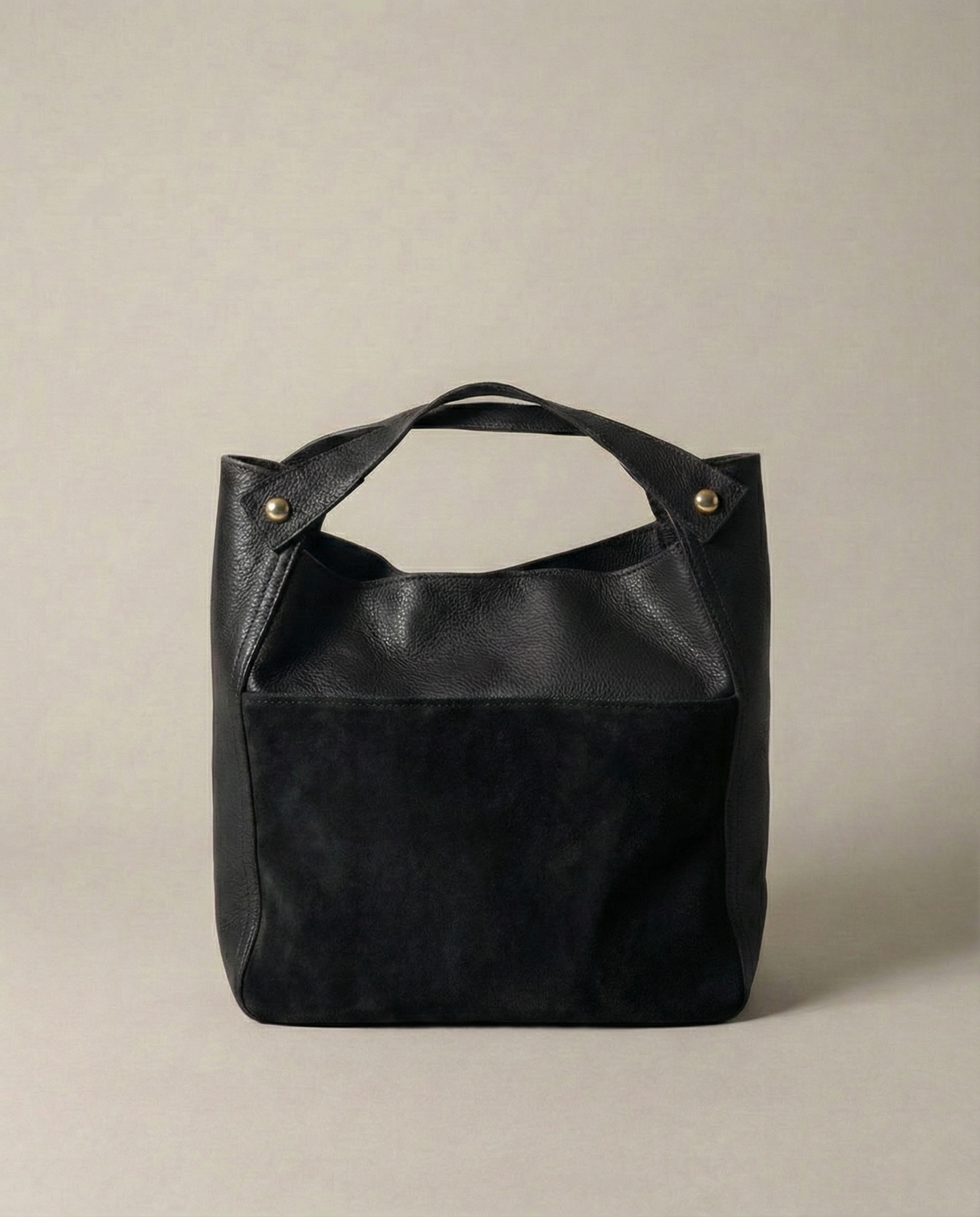 LIVIA Essenza di Equilibrio